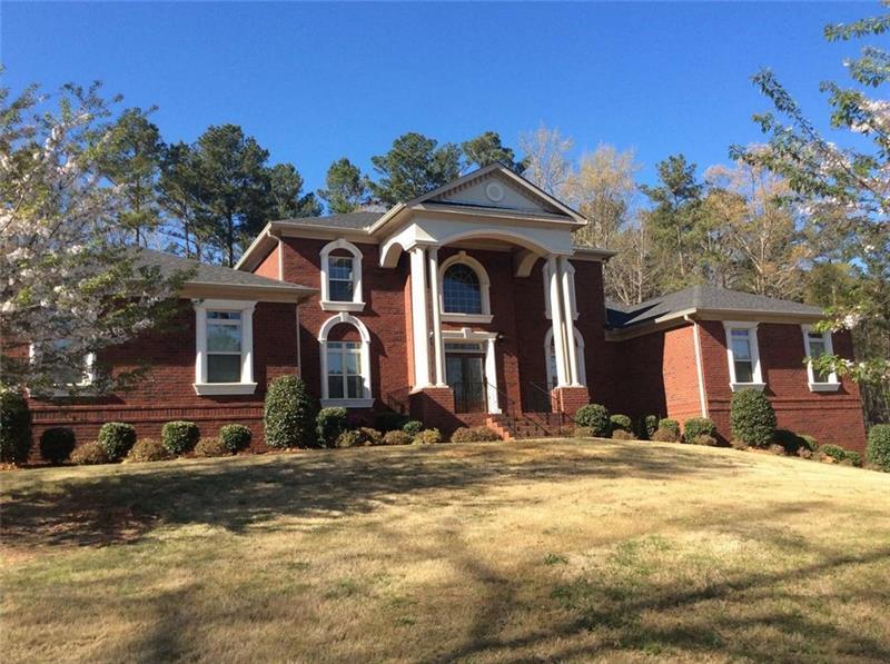 Fayetteville Real Estate in Country Lake Subdivision