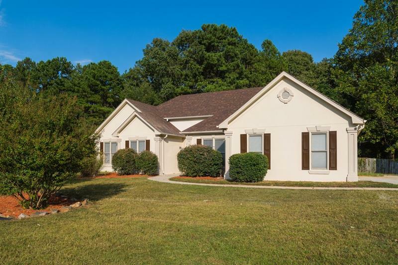 Ellenwood Real Estate in Holly Hill Subdivision