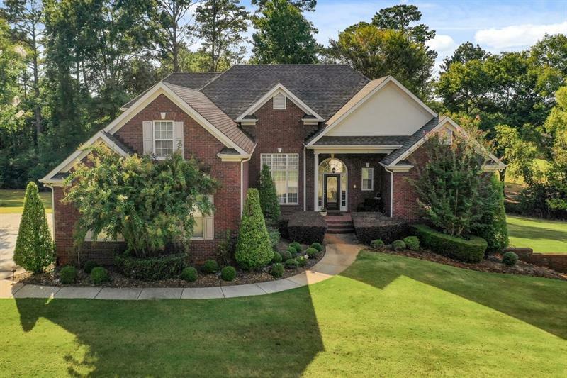 Covington Real Estate in Lyndhurst Subdivision