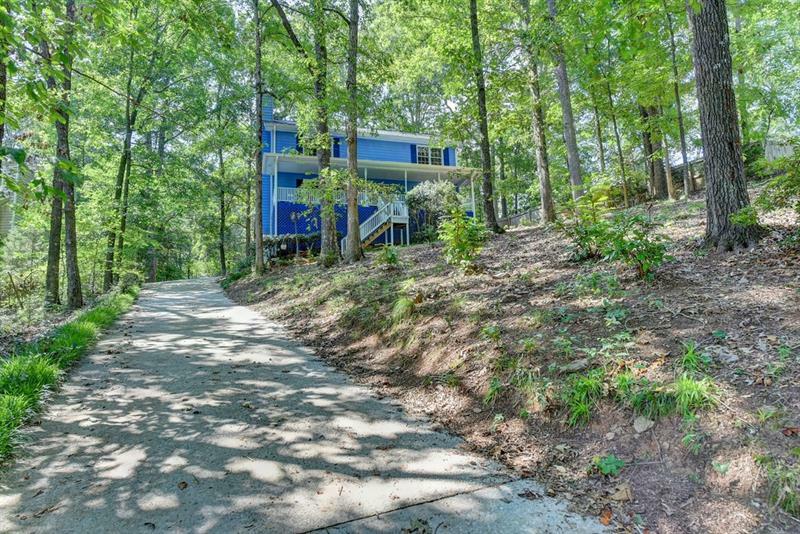 Snellville Real Estate in Norris Lake Shores Subdivision