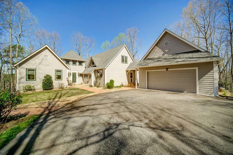 Dawsonville Real Estate in Windy Hills Subdivision