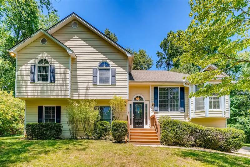 Cumming Real Estate in Canterbury Farms Subdivision