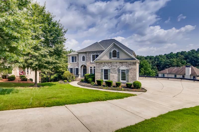 Atlanta Real Estate In Barrington Trace Subdivision